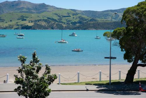 Paradise Palms - Akaroa Holiday Apartment