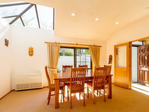 Vista Escape - Arrowtown Holiday Home