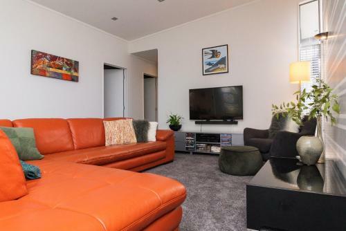 Snowmass Spa Escape - Ohakune Holiday Home