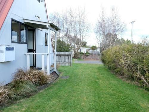 Central Ski Chalet - Ohakune Holiday Home