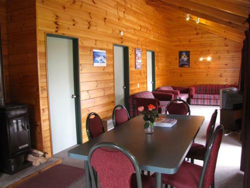 Alpine Cabin - Ohakune Holiday Home