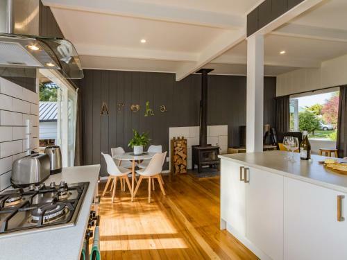 Aroha Cottage - Ohakune Holiday Home