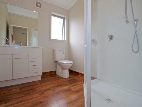Modern Mountain Spa Escape - Ohakune Holiday Home