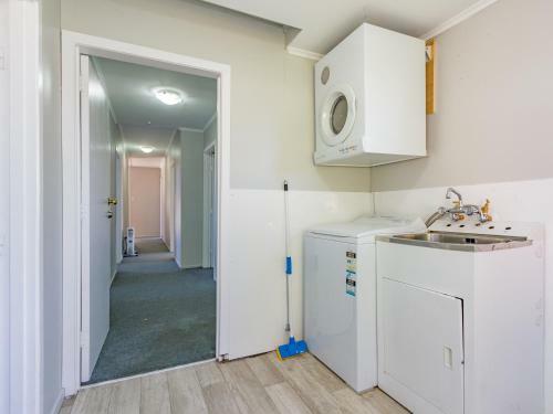 Miro Cottage Retreat - Ohakune Holiday Home