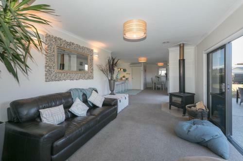 Slice Of Pisa - Cromwell Holiday Home