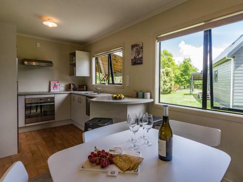 Escape On Alpine - Ohakune Holiday Home