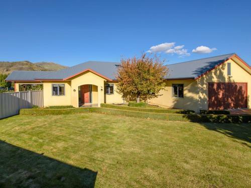 Kawarau Bay View - Cromwell Holiday Home