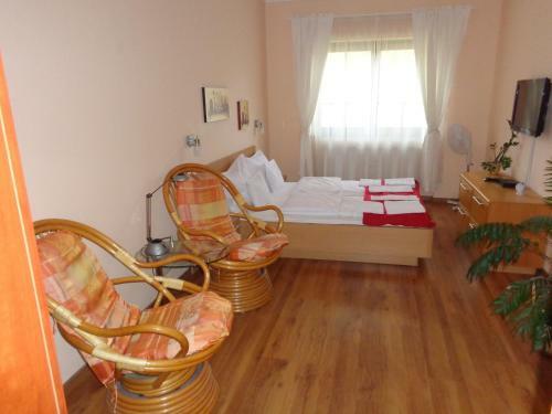 Nyirfa Apartmanh�z