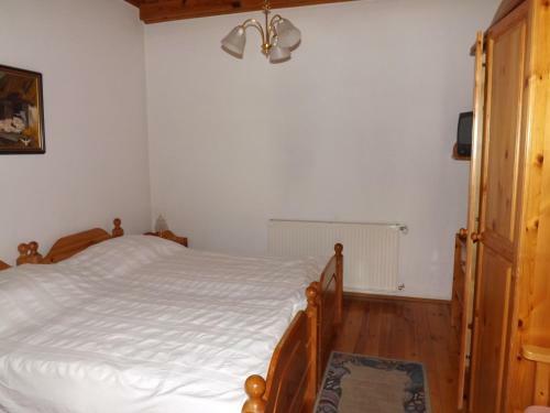 Posada Ginti Panzi� �s �tterem