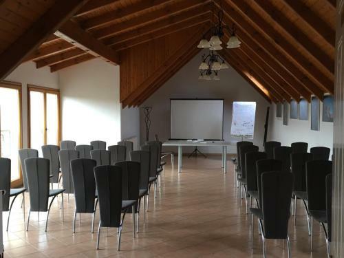 Posada Ginti Panzi� �s �tterem