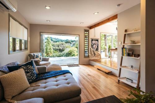 Kereru - Waiheke Holiday Home
