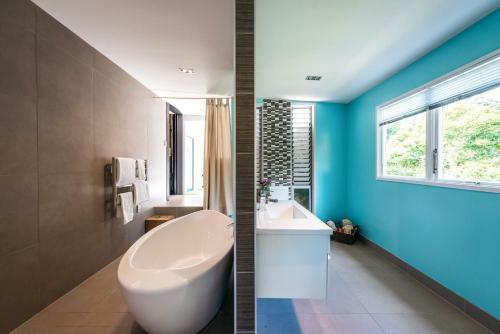 Kereru - Waiheke Holiday Home