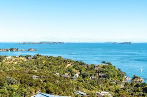 Sol Vista - Waiheke Holiday Home