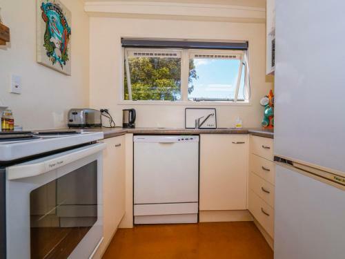 Bahama Blue - Matarangi Holiday Home