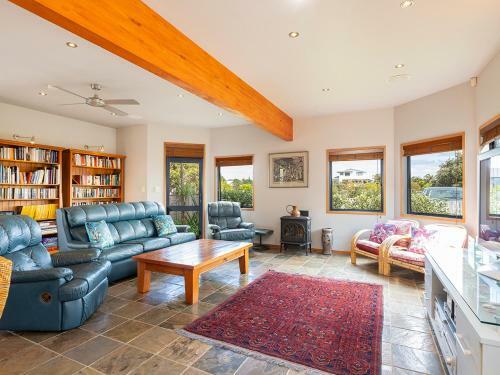 Golden Sands - Omaha Holiday Home