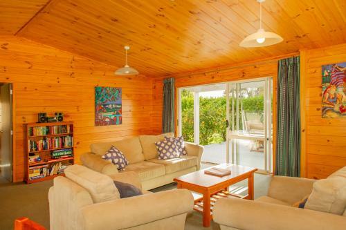 Beachfront Bliss - Cooks Beach Holiday Home