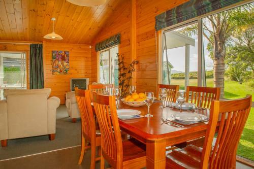 Beachfront Bliss - Cooks Beach Holiday Home