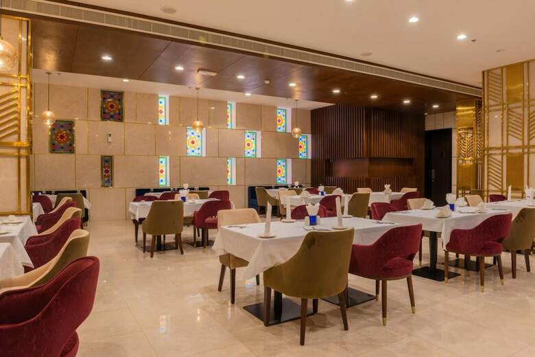 Royal Crown Hotel