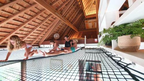 Luxurious Tropical Moorea Villa