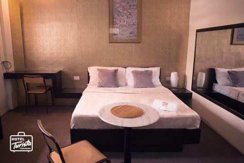 Hotel Turista Canlubang