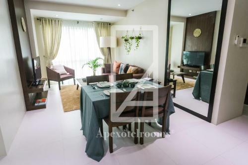 Amazing Apartment Posh Ayala Best Secure Spacious