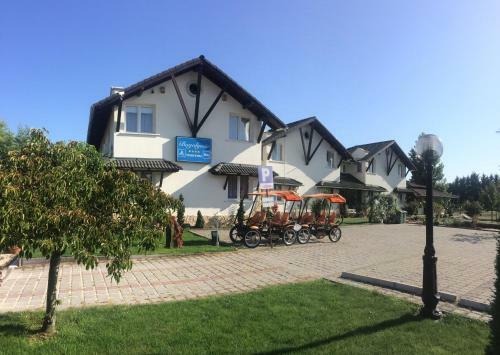 Hotel Bagolyv�r Guesthouse, Restaurant, Wellness