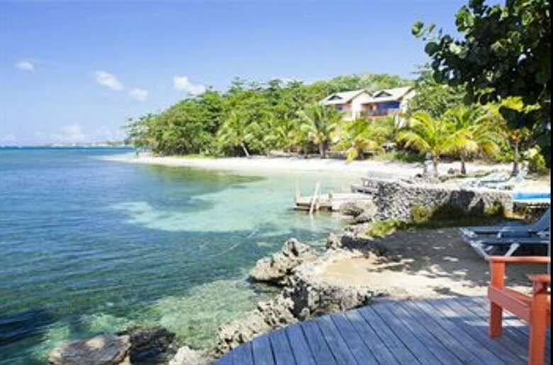 Hotel Las Rocas Resort And Dive Center