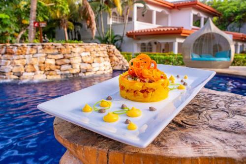 Hotel Mayan Princess Beach & Dive Resort