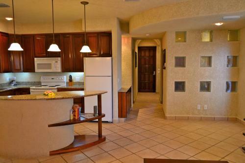 Hotel Mayan Princess Beach & Dive Resort