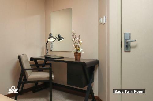 Hotel Zen Premium Magallanes Makati