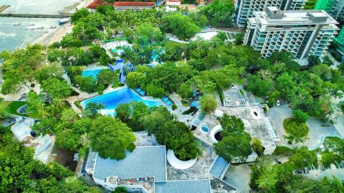 Hotel Tambuli Seaside Resort And Spa