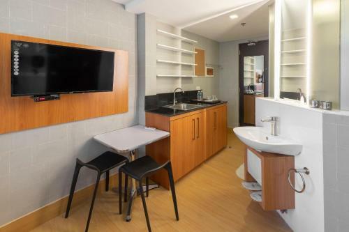 Selah Pods Hotel Manila