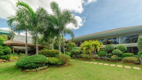 Hotel Golden Palm Resort