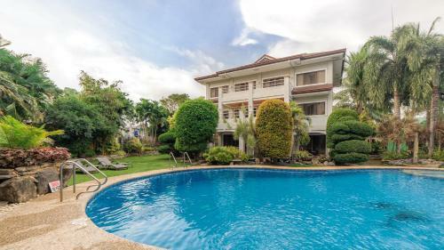 Hotel Golden Palm Resort