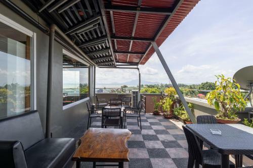 Paopao Hotel & Residences
