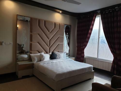 Hostal Royal Villa F-10/2