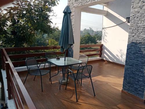 Hostal Crosswinds Guest House