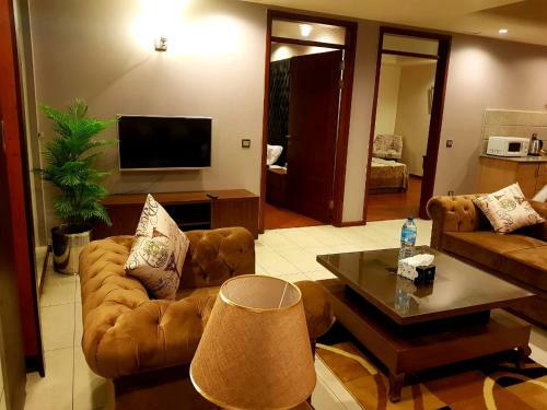 Silver Oaks Luxury Apartments