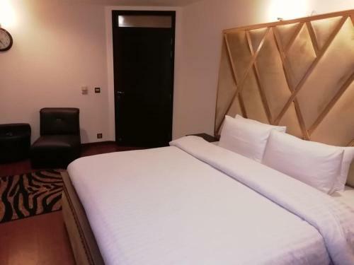 Silver Oaks Luxury Apartments