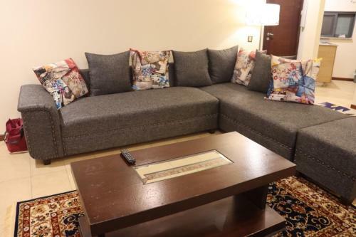 Silver Oaks Luxury Apartments