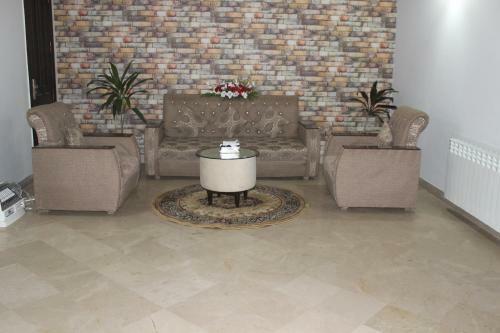 Hostal Royal Luxus Guest House