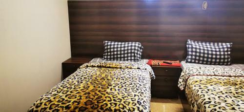 Hostal Rehaish Inn Guest House