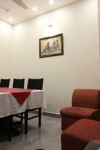 Lawrence Luxury Apartments Lahore