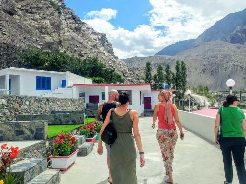 Hotel Mountain Lodge Skardu