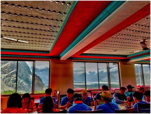 Hotel Mountain Lodge Skardu