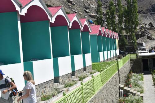 Hotel Mountain Lodge Skardu
