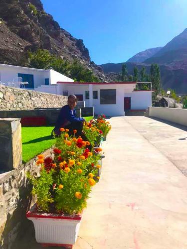 Hotel Mountain Lodge Skardu