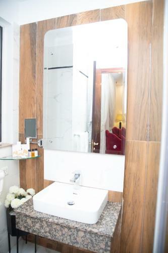 Belmorris Hotels & Resorts