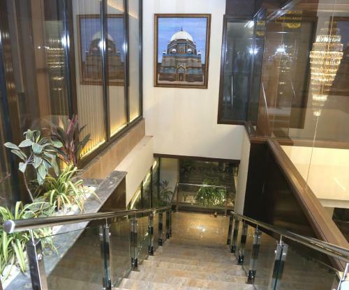Faletti's Grand Hotel Multan
