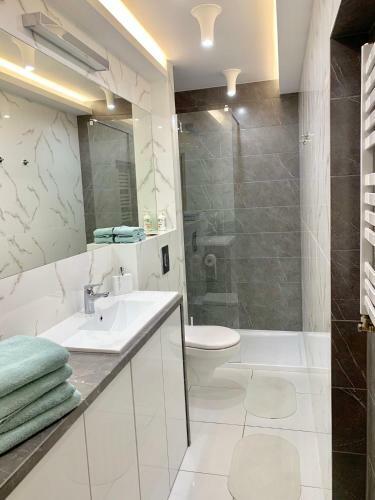 D&m Apart Interior Styles